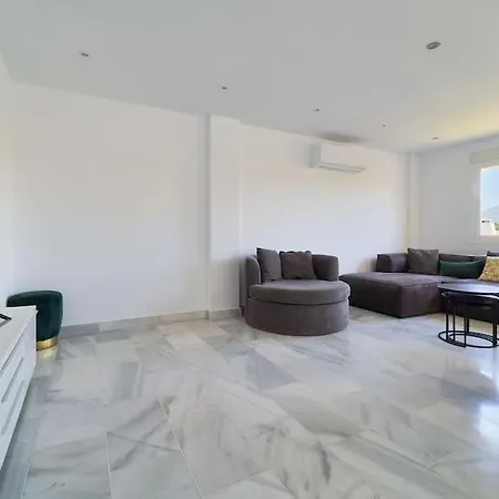 Superbe Avec Jaccuzi Apartment Marbella