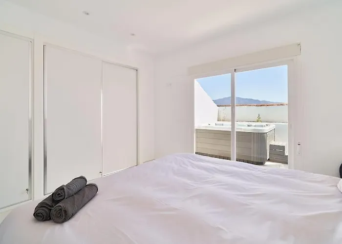 Superbe Avec Jaccuzi Marbella