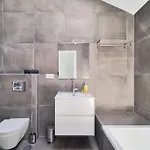 Superbe Avec Jaccuzi Marbella