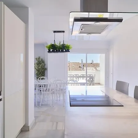 Apartment Superbe Avec Jaccuzi Marbella