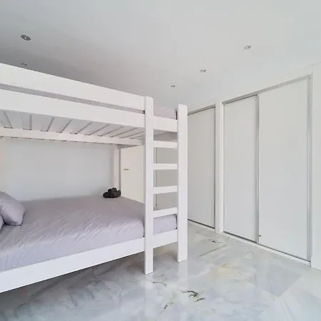 Superbe Avec Jaccuzi Apartment Marbella