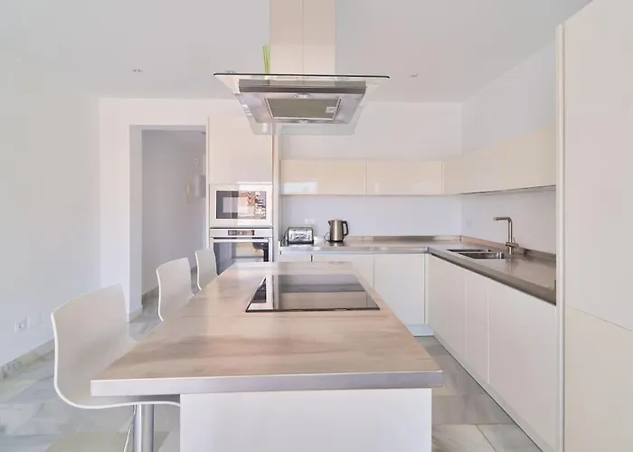 Apartman Superbe Avec Jaccuzi Marbella